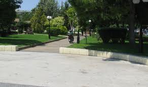 Ο δήμος Αγ. Παρασκευής απαντά για τα αναμμένα φώτα