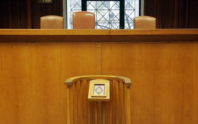 Διαφωνία ανακριτή-εισαγγελέα για την προφυλάκιση του Ευσταθίου