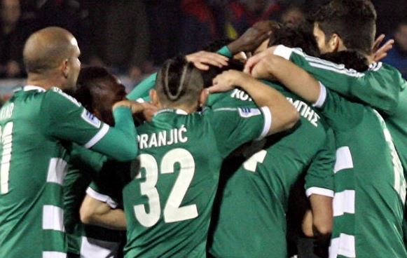 Νίκη για να τριτώσει το… καλό