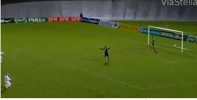 BINTEO-Τερματοφύλακας σκοράρει από την εστία του