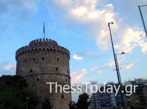 ΒΙΝΤΕΟ-Κανονιοβολισμοί για την έλευση του 2014