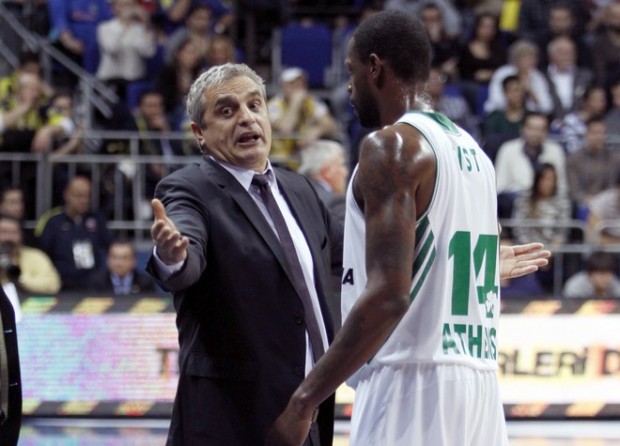 Πεδουλάκης: Φάουλ για… κίτρινη κάρτα στον Λάσμε