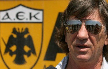 Μαύρος: Ήθελα να βοηθήσω την ΑΕΚ, δεν το μετανιώνω