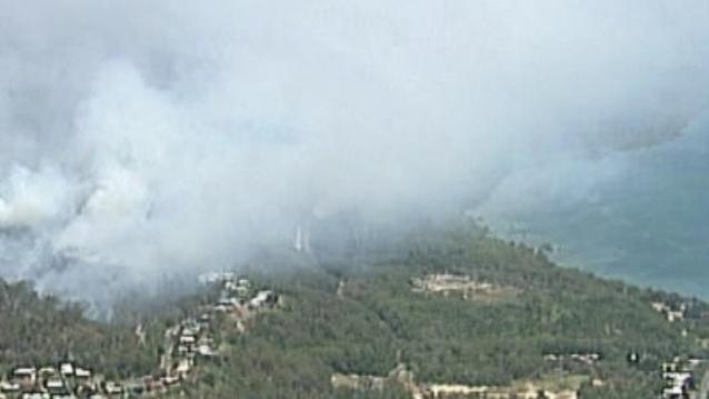 Μεγάλη φωτιά σε νησί της Αυστραλίας