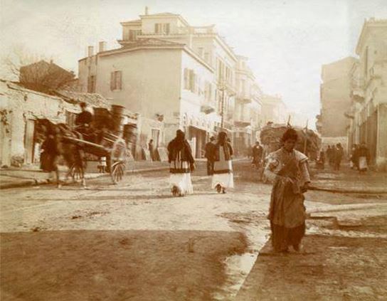 ΦΩΤΟ-Δείτε πως ήταν η Ερμού το 1900