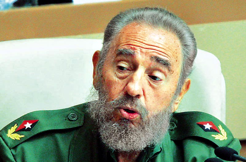 ΦΩΤΟ-Η επανεμφάνιση του Φιντέλ Κάστρο