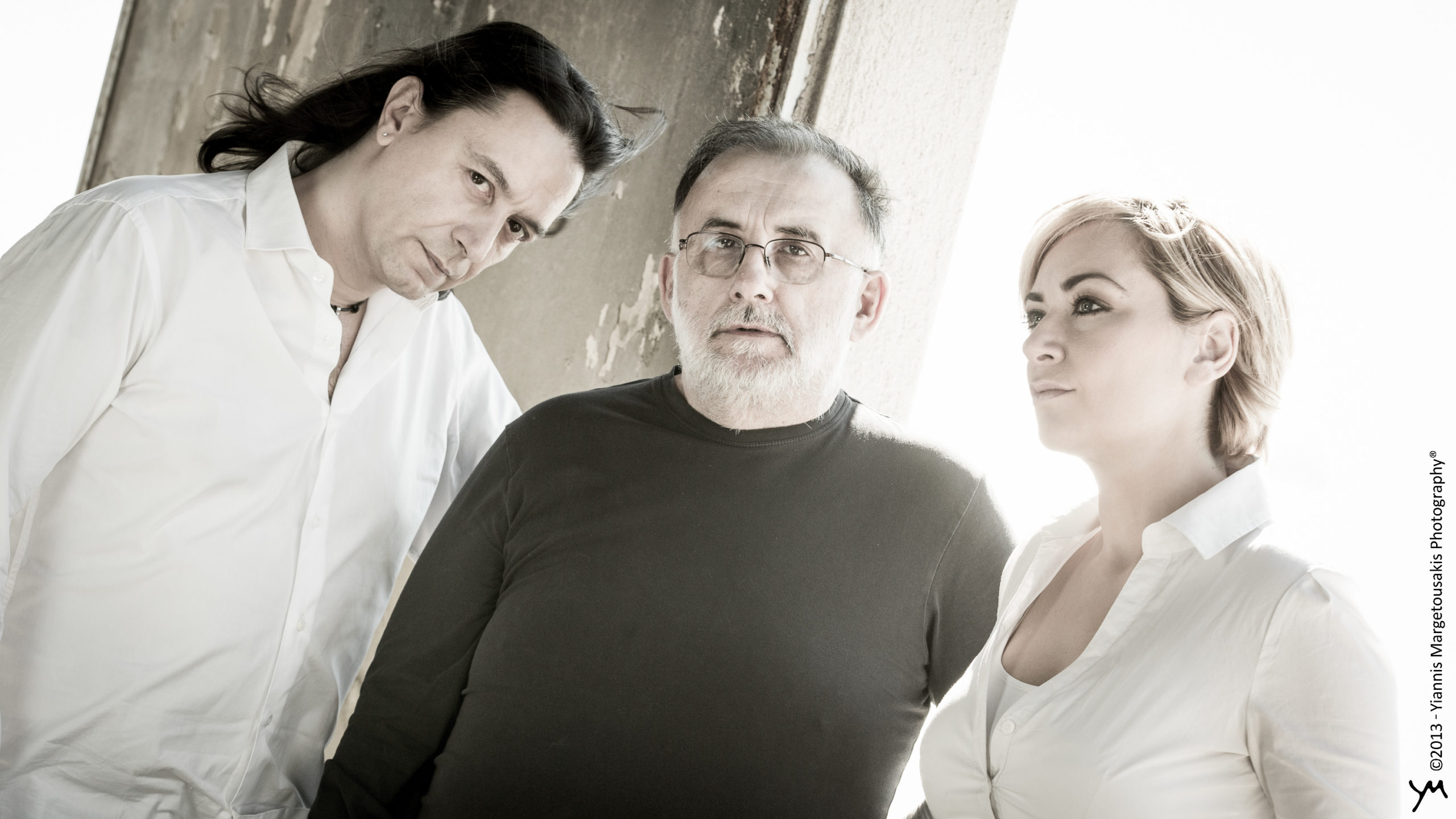 Ο Θάνος Μικρούτσικος και ο Γιάννης Κότσιρας στην εκπομπή του Νίκου Χατζηνικολάου στον Real Fm 97,8