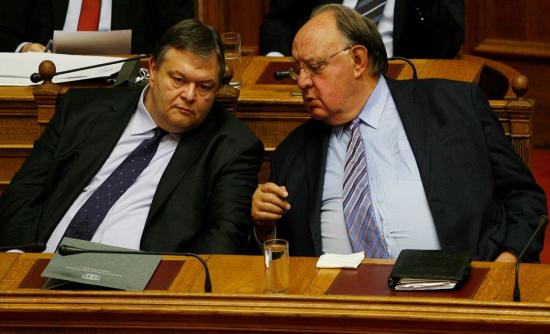 Πάγκαλος: Ούτε για θυρωρός ο Τσοχατζόπουλος