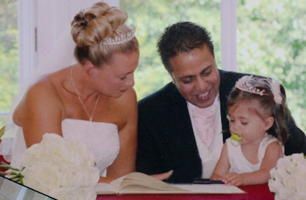 Ανακάλυψε ότι ο άνδρας της ήταν… παντρεμένος