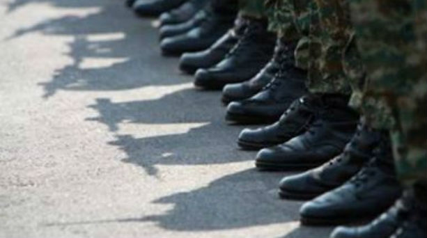 Εσωτερικές Υποθέσεις στις Ένοπλες Δυνάμεις