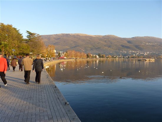 Ελληνική «απόβαση» στην ΠΓΔΜ