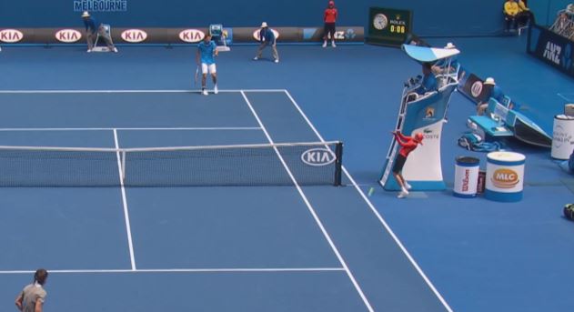 BINTEO-Τον πέτυχε στο πρόσωπο