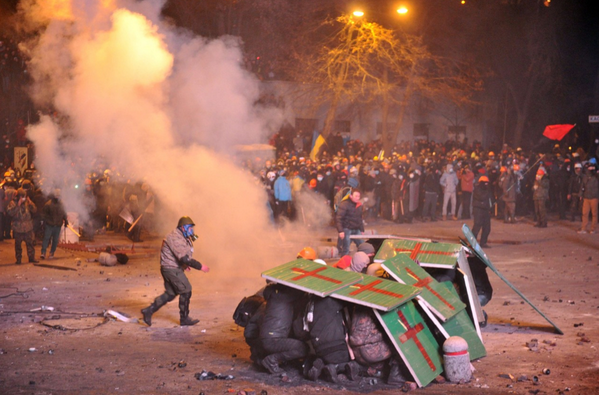 Σε εκεχειρία καλεί η αντιπολίτευση στην Ουκρανία