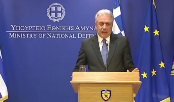 ΒΙΝΤΕΟ-Παρέμβαση Αβραμόπουλου για τις έρευνες στις Ένοπλες Δυνάμεις