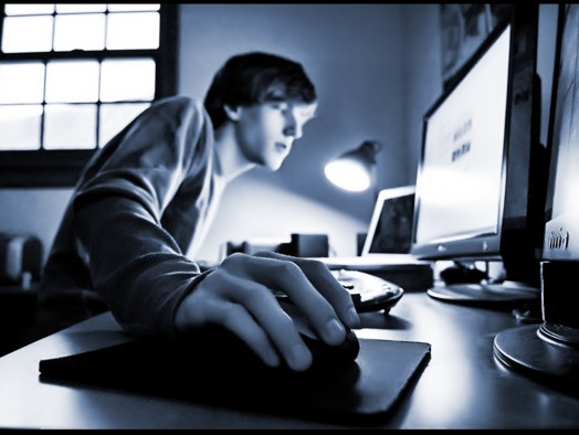 Πάνω από 400 παιδιά θύματα παιδόφιλου