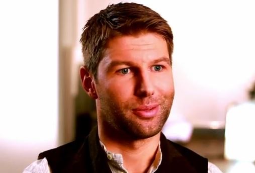 ΒΙΝΤΕΟ-Χίτσλσμπεργκερ: Είμαι ομοφυλόφιλος