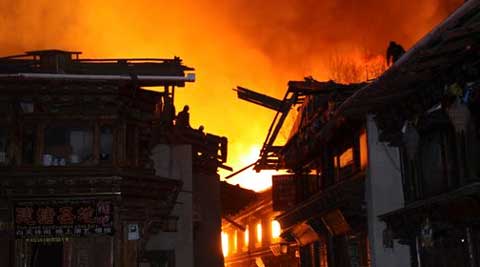 Κάηκε ιστορικό θιβετιανό χωριό