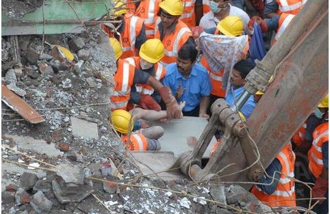 Ινδία:8 νεκροί από κατάρρευση κτιρίου