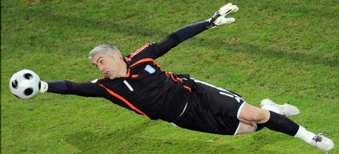 ΒΙΝΤΕΟ-Τα γενέθλια του Νικοπολίδη