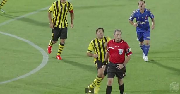 BINTEO-Παίκτης “ξαπλώνει” διαιτητή