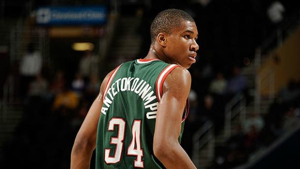 Σταθερά… διψήφιος ο Αντετοκούνμπο