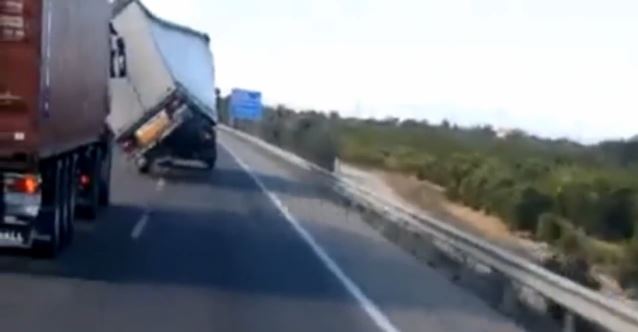 BINTEO-Νταλίκα στον… αέρα