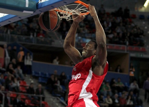 ΒΙΝΤΕΟ-Ο «περίπατος» του Ολυμπιακού στη Βιτόρια