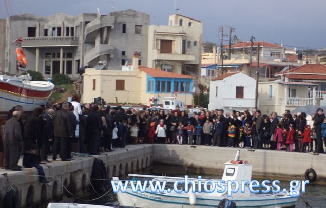 ΒΙΝΤΕΟ-Αγιασμός χωρίς κολυμβητές στη Χίο