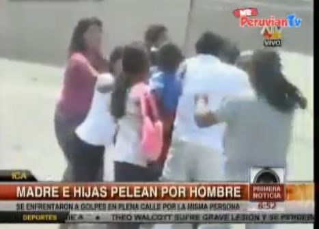 ΒΙΝΤΕΟ-Μάνα και κόρες “μαλλιοτραβούνται” για τον εραστή τους