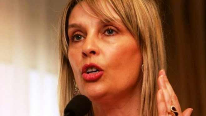 Παπακώστα:Ο Άδωνις που χωρά;