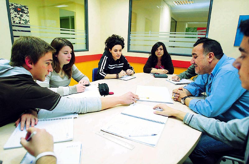 Ποιο είναι το κόστος για φροντιστήριο στο λύκειο