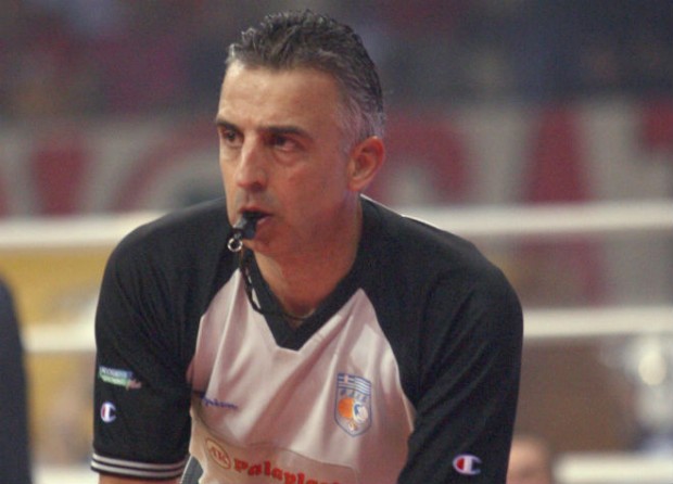 Φωτιά στο μαγαζί του Ζαβλανού