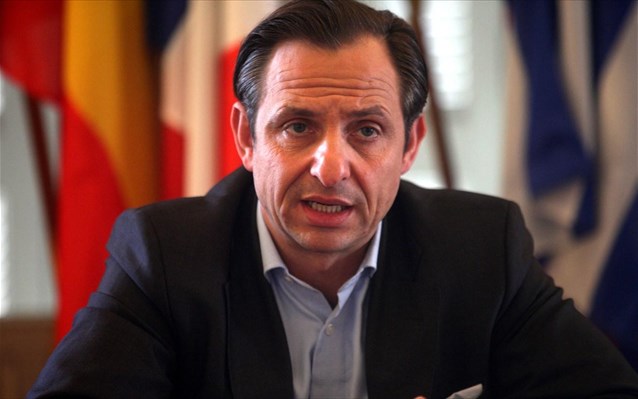 Δεν αποκλείει συμμετοχή στις εθνικές εκλογές ο Χατζημαρκάκης