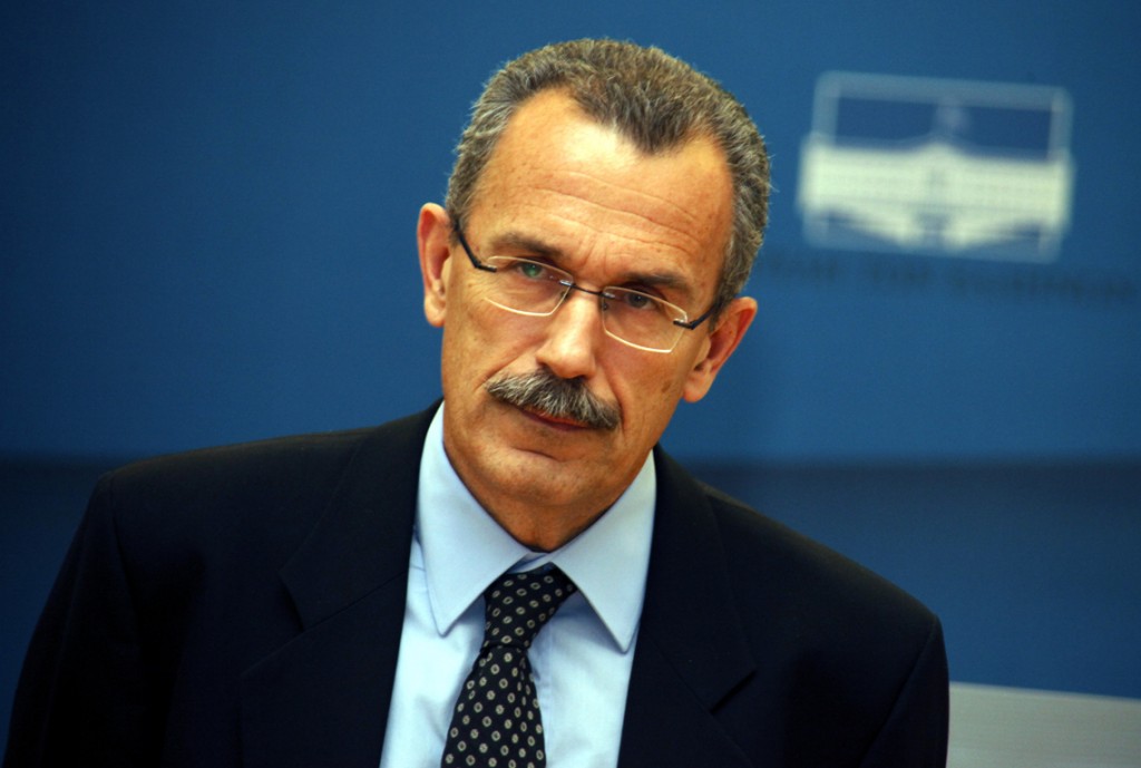 Καψής: Αναβαθμίζεται η δημόσια τηλεόραση