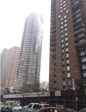 BINTEO-H φωτιά σε ουρανοξύστη στη Νέα Υόρκη