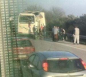 ΤΩΡΑ-ΦΩΤΟ από το τροχαίο στα Μάλγαρα