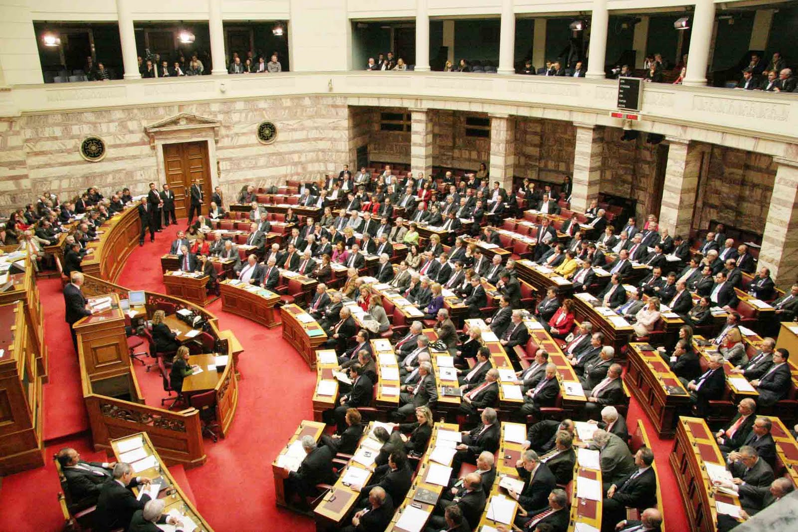 Βουλή: Το πόρισμα για τη χορήγηση αδειών στους κρατουμένους