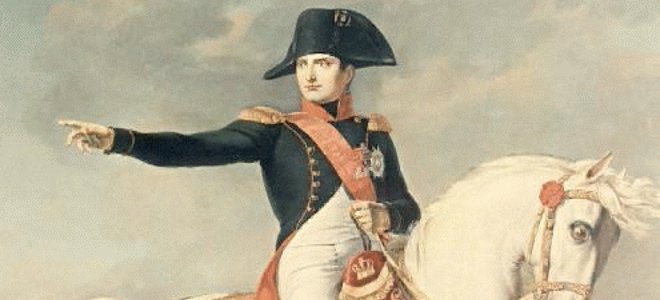 Στο “σφυρί” ρούχα του Ναπολέοντα