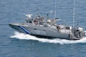 Ακυβέρνητη λέμβος με μετανάστες στην Μυτιλήνη