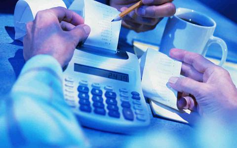 Δείτε τους φόρους που θα πληρώσουν οι μικρομεσαίες επιχειρήσεις