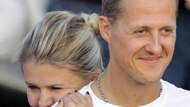 «Η Κορίνα μιλάει διαρκώς στον Σουμάχερ»