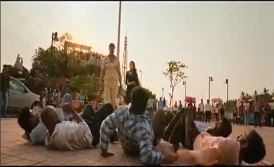 ΒΙΝΤΕΟ-Ινδός Τσακ Νόρις δεν αστειεύεται