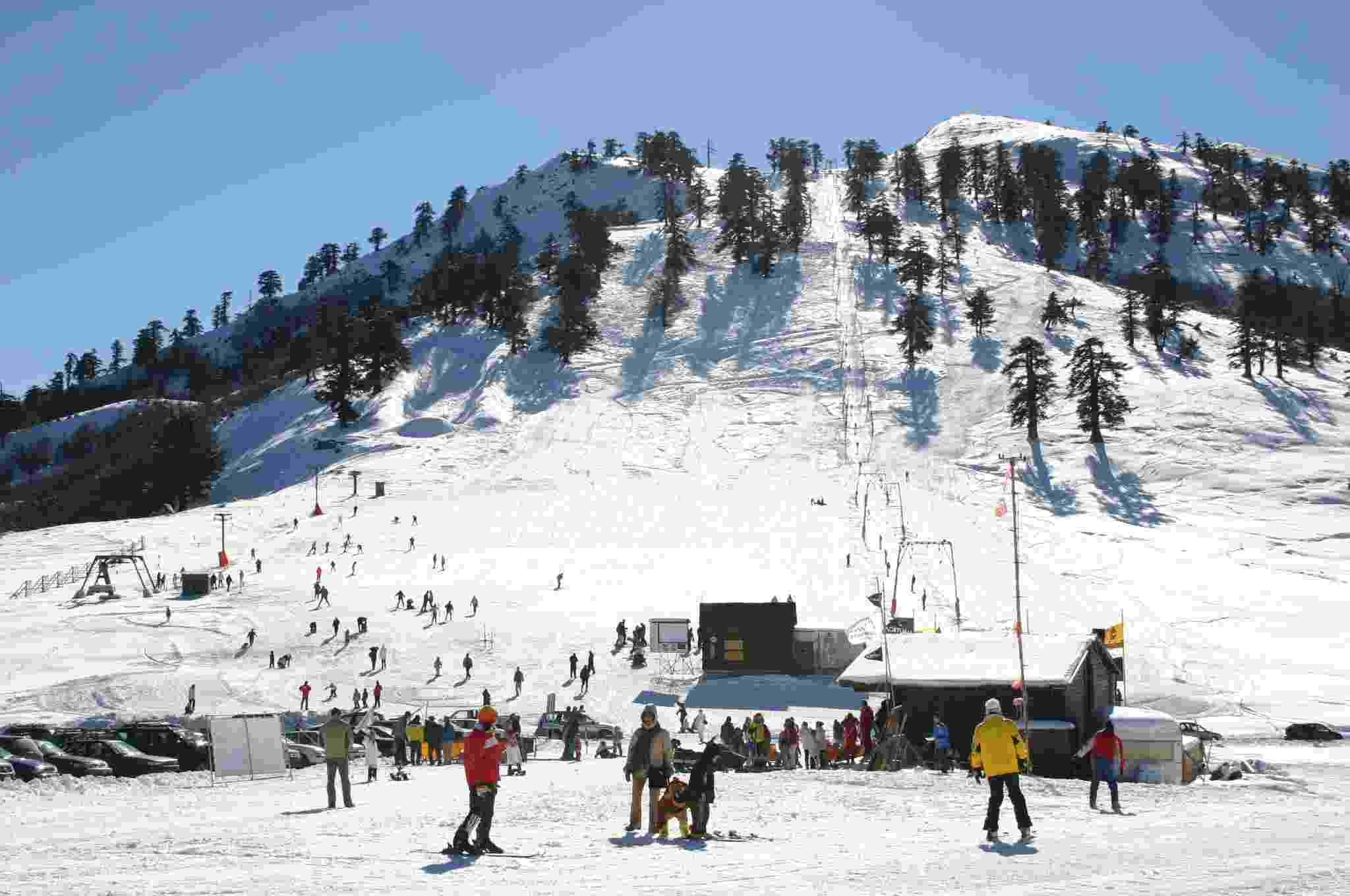 Ανοιχτά τα χιονοδρομικά της Μακεδονίας