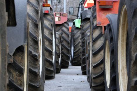Φεύγουν οι αγρότες από τα μπλόκα