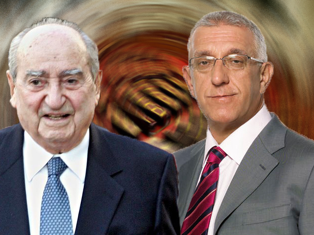 Ο Νικήτας Κακλαμάνης στο γραφείο του Επίτιμου