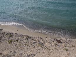 Μακάβριο εύρημα σε παραλία της Μήλου