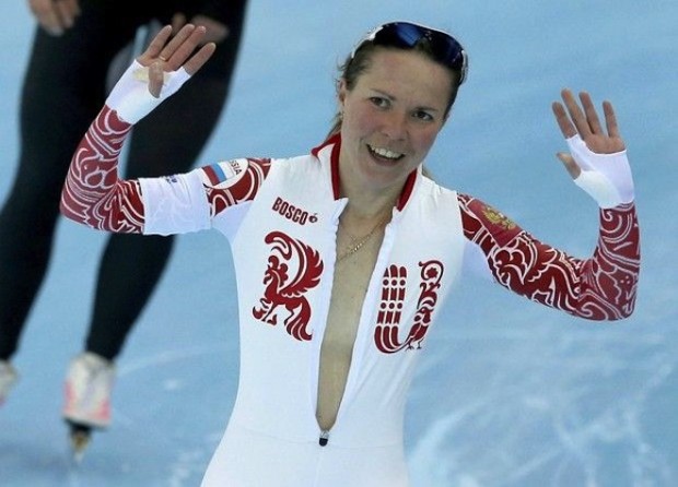 Μετάλλιο για… αβυσσαλέο ντεκολτέ