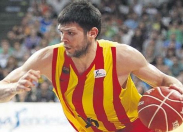 Οι Ρόκετς καλούν τον Παπανικολάου