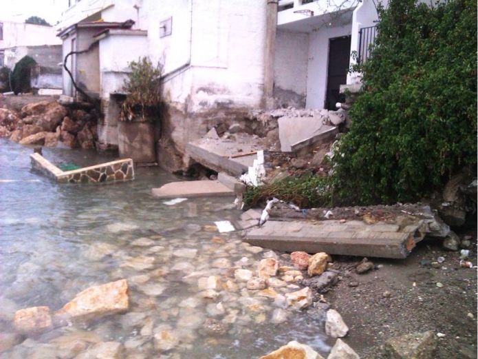 Τατούλης: 5,5 εκατ.€ για τη διάβρωση των ακτών