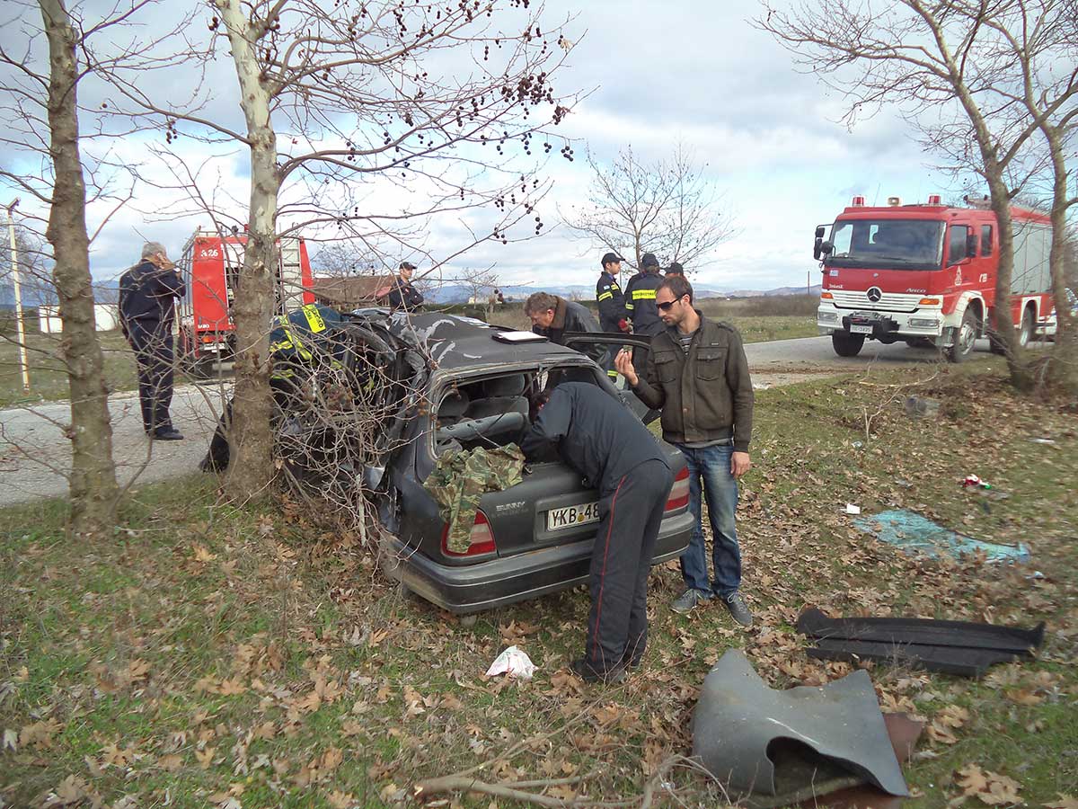 ΒΙΝΤΕΟ-Θανατηφόρο τροχαίο στα Τρίκαλα